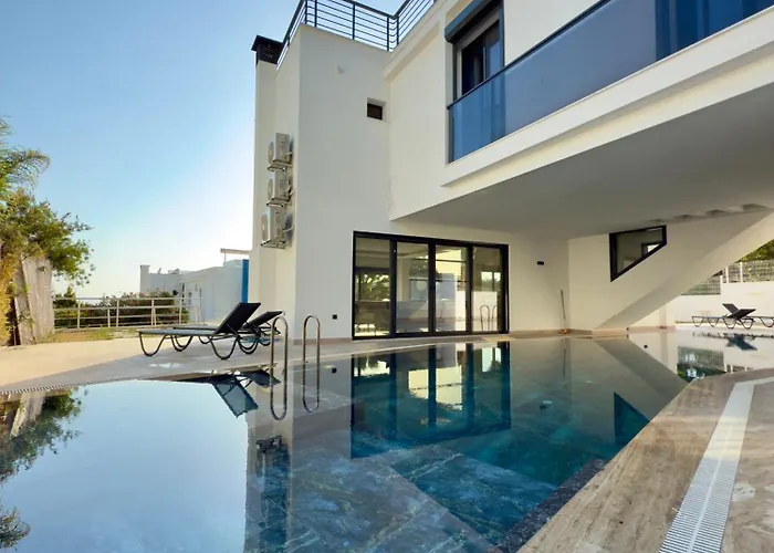 Luxury With Private Pool *