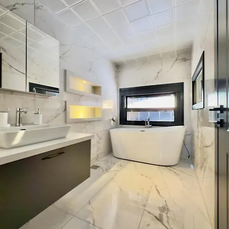 Luxury With Private Pool Villa Kusadasi